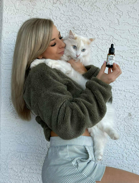 JustCBD - CBD Oil For Cats Best Sales Price - Tincture Oil