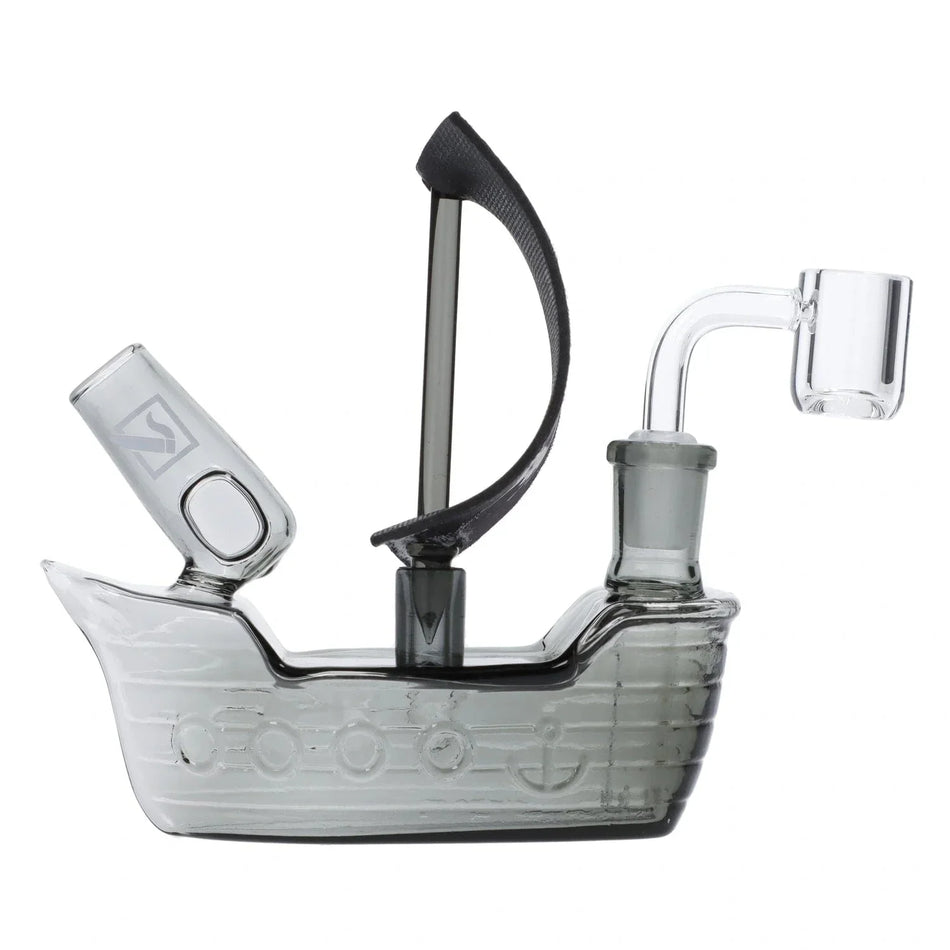 DHC Originals High Seas Pirate Ship Bong