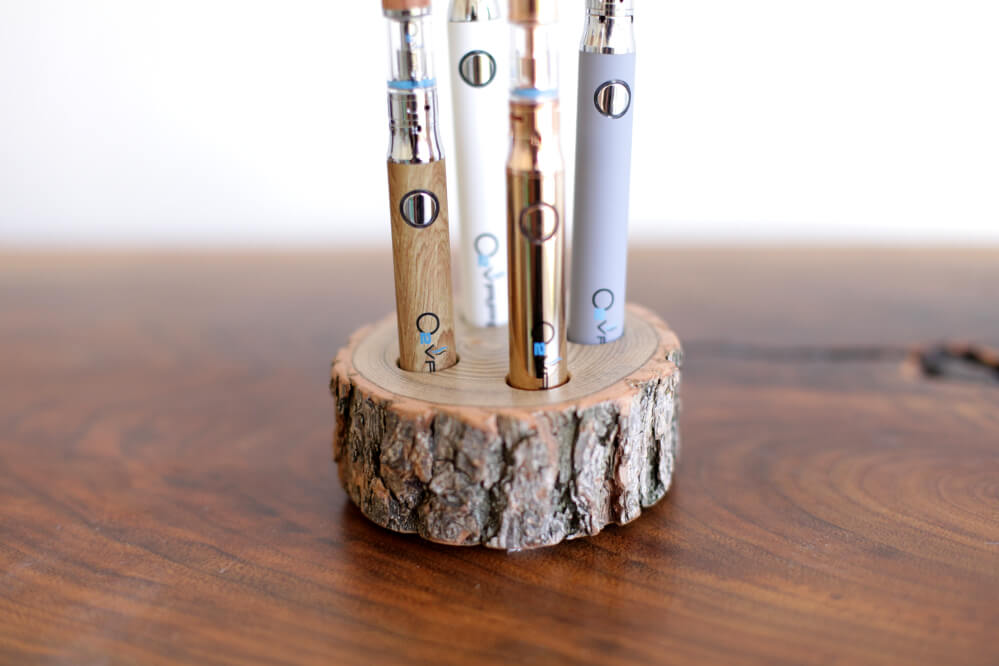 O2 Vape Vape Pen Stands: Handcrafted Natural Wood Best Sales Price - Accessories